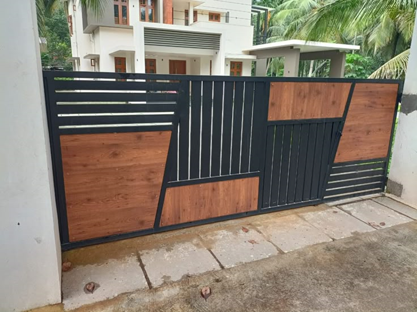 Gates 6 Geo Block Wood-Metal Gate - SilverVista Chennai